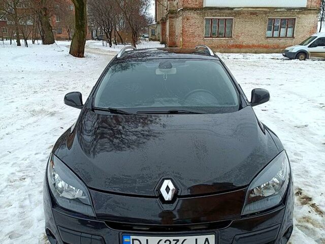 Черный Рено 3, объемом двигателя 1.5 л и пробегом 31500 тыс. км за 6400 $, фото 1 на Automoto.ua