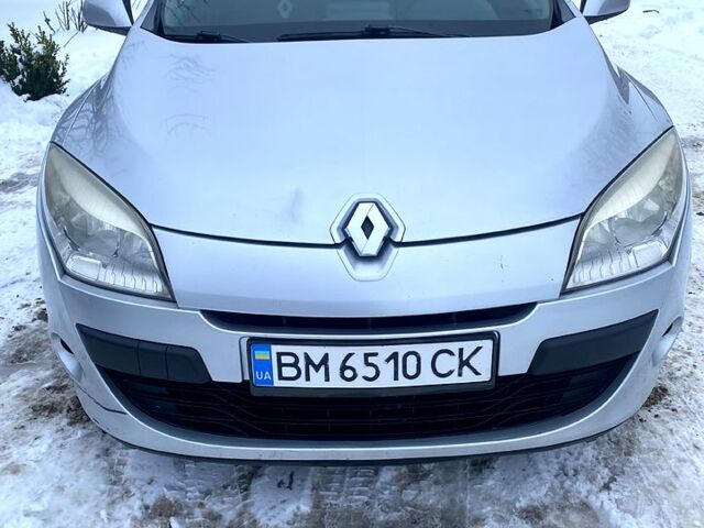 Серый Рено 3, объемом двигателя 1.5 л и пробегом 26300 тыс. км за 6800 $, фото 1 на Automoto.ua