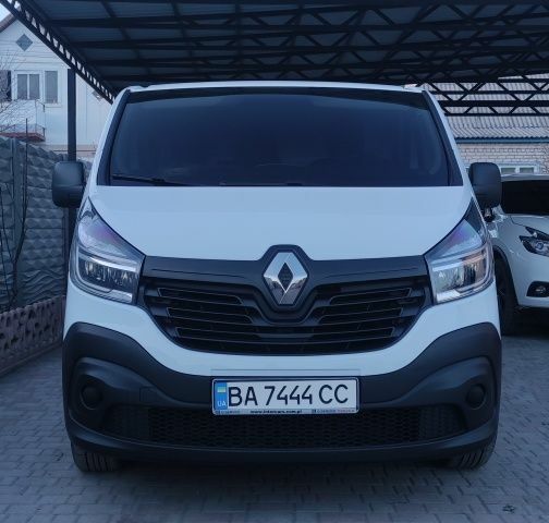 Белый Рено 4, объемом двигателя 1.6 л и пробегом 202 тыс. км за 15000 $, фото 1 на Automoto.ua