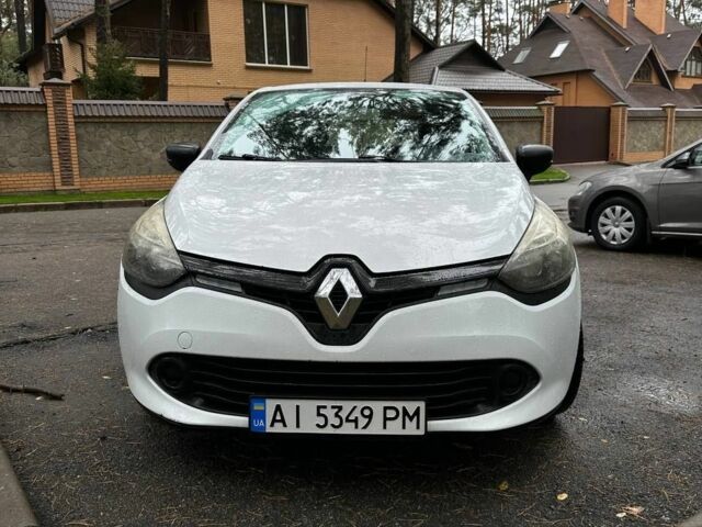 Белый Рено 4, объемом двигателя 1.5 л и пробегом 250 тыс. км за 5700 $, фото 1 на Automoto.ua