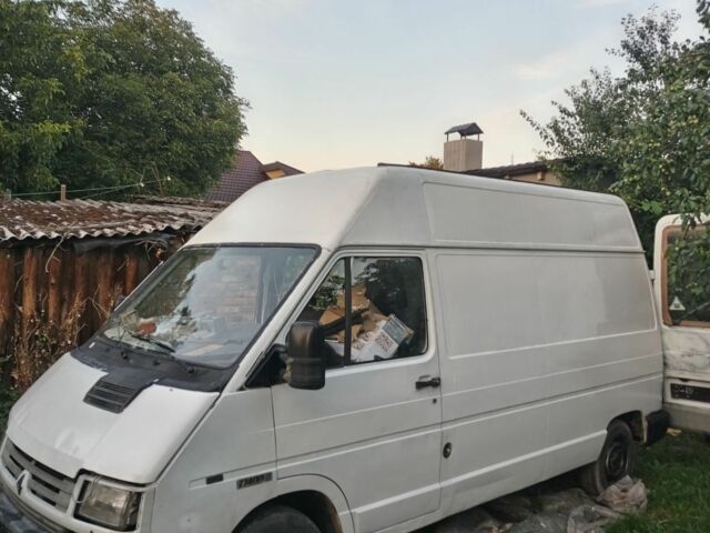 Білий Рено 4, об'ємом двигуна 0 л та пробігом 300 тис. км за 481 $, фото 1 на Automoto.ua