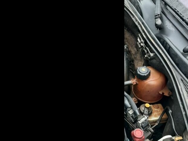 Белый Рено 4, объемом двигателя 1.5 л и пробегом 300 тыс. км за 1987 $, фото 1 на Automoto.ua