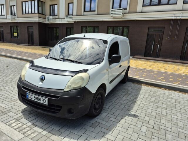 Белый Рено 4, объемом двигателя 1.5 л и пробегом 313 тыс. км за 5500 $, фото 1 на Automoto.ua