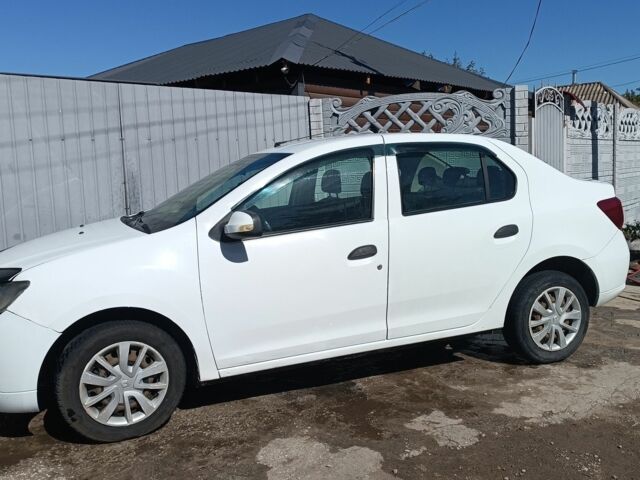 Белый Рено 4, объемом двигателя 1 л и пробегом 166 тыс. км за 6500 $, фото 1 на Automoto.ua