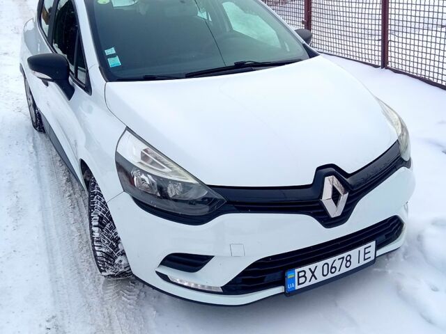 Білий Рено 4, об'ємом двигуна 1.5 л та пробігом 17500 тис. км за 8200 $, фото 1 на Automoto.ua