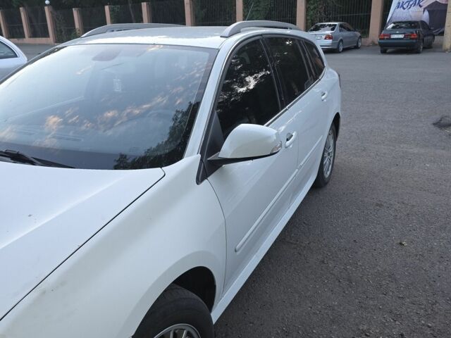 Белый Рено 4, объемом двигателя 1.5 л и пробегом 332 тыс. км за 4799 $, фото 1 на Automoto.ua