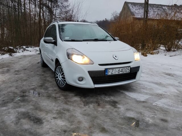 Белый Рено 4, объемом двигателя 2 л и пробегом 368 тыс. км за 2733 $, фото 1 на Automoto.ua