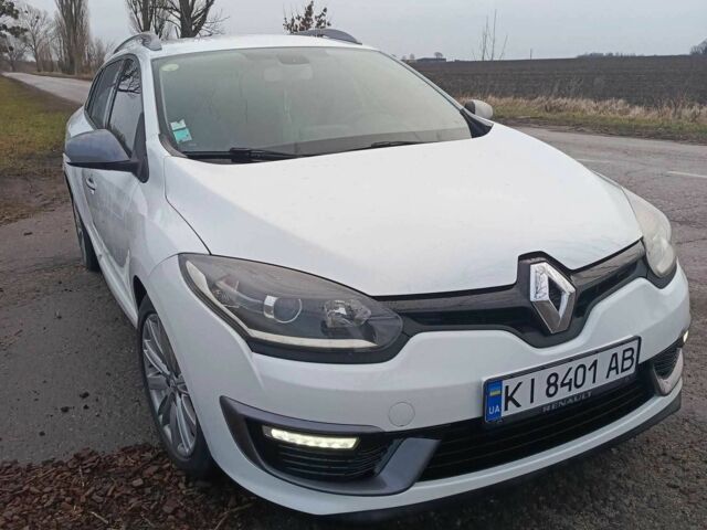 Белый Рено 4, объемом двигателя 1.5 л и пробегом 225 тыс. км за 8000 $, фото 1 на Automoto.ua