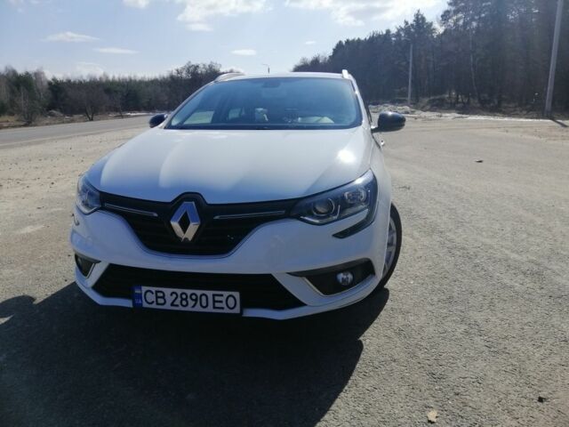 Білий Рено 4, об'ємом двигуна 1.5 л та пробігом 207 тис. км за 313 $, фото 1 на Automoto.ua