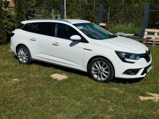 Білий Рено 4, об'ємом двигуна 1.5 л та пробігом 170 тис. км за 10900 $, фото 1 на Automoto.ua