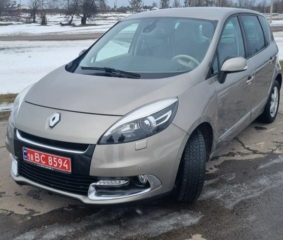 Бежевий Рено 4, об'ємом двигуна 1.6 л та пробігом 314 тис. км за 7800 $, фото 1 на Automoto.ua