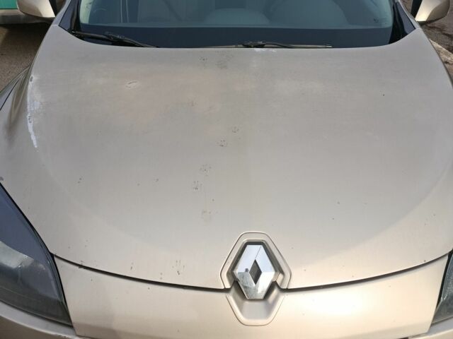 Бежевий Рено 4, об'ємом двигуна 1.5 л та пробігом 248 тис. км за 6000 $, фото 1 на Automoto.ua