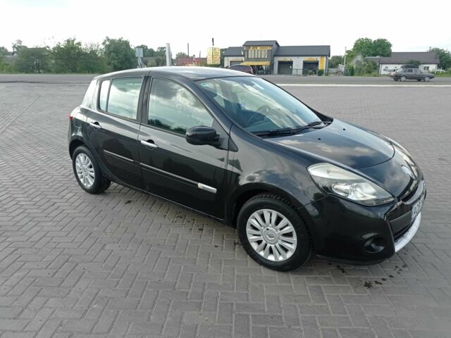 Черный Рено 4, объемом двигателя 1.1 л и пробегом 120 тыс. км за 4999 $, фото 1 на Automoto.ua