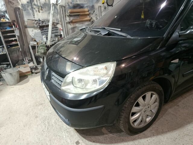 Черный Рено 4, объемом двигателя 1.6 л и пробегом 260 тыс. км за 4000 $, фото 1 на Automoto.ua