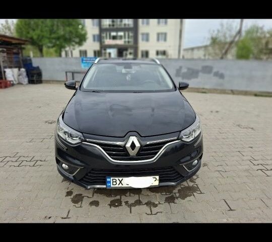 Черный Рено 4, объемом двигателя 0 л и пробегом 224 тыс. км за 12000 $, фото 1 на Automoto.ua