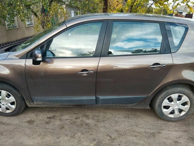 Коричневий Рено 4, об'ємом двигуна 1.5 л та пробігом 230 тис. км за 5500 $, фото 1 на Automoto.ua