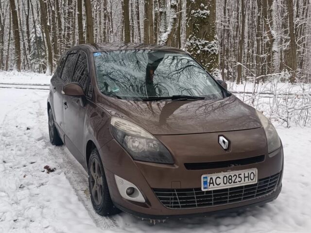 Коричневый Рено 4, объемом двигателя 1.4 л и пробегом 231 тыс. км за 5700 $, фото 1 на Automoto.ua