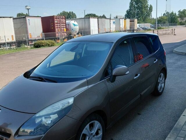 Коричневий Рено 4, об'ємом двигуна 1.9 л та пробігом 325 тис. км за 6001 $, фото 1 на Automoto.ua