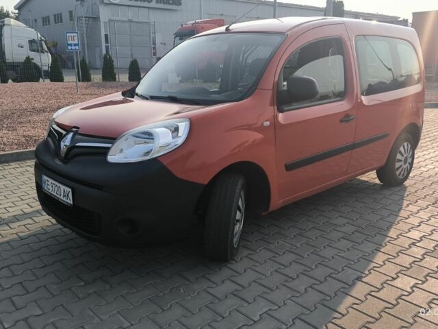 Красный Рено 4, объемом двигателя 1.5 л и пробегом 254 тыс. км за 9500 $, фото 1 на Automoto.ua