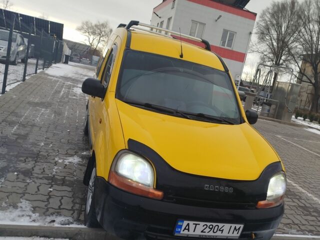 Желтый Рено 4, объемом двигателя 1.9 л и пробегом 3 тыс. км за 1999 $, фото 1 на Automoto.ua