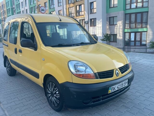 Жовтий Рено 4, об'ємом двигуна 1.5 л та пробігом 220 тис. км за 3300 $, фото 1 на Automoto.ua