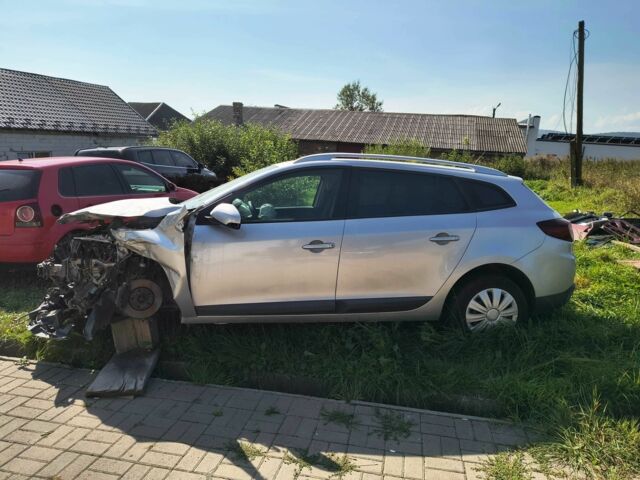 Сірий Рено 4, об'ємом двигуна 1.5 л та пробігом 280 тис. км за 3200 $, фото 1 на Automoto.ua