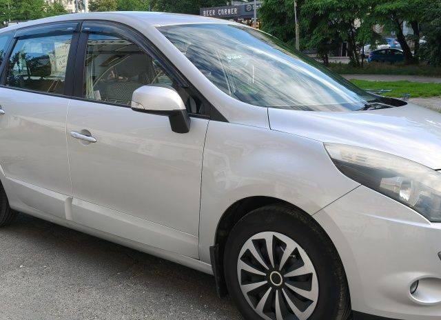 Серый Рено 4, объемом двигателя 1.4 л и пробегом 233 тыс. км за 7000 $, фото 1 на Automoto.ua