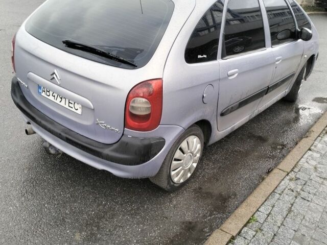 Серый Рено 4, объемом двигателя 2 л и пробегом 280 тыс. км за 2800 $, фото 1 на Automoto.ua