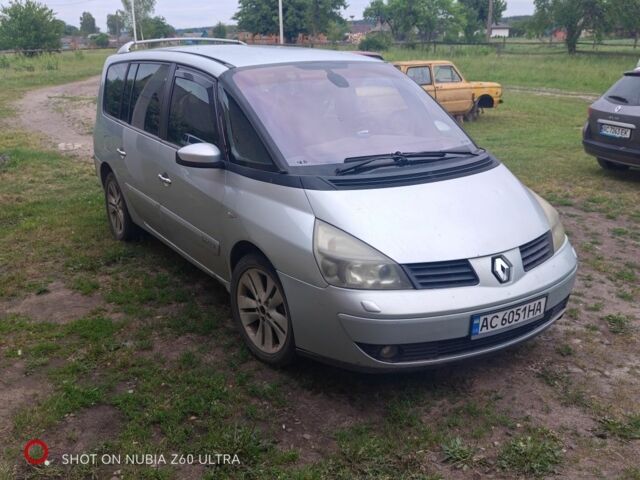 Серый Рено 4, объемом двигателя 2.2 л и пробегом 397 тыс. км за 3500 $, фото 1 на Automoto.ua