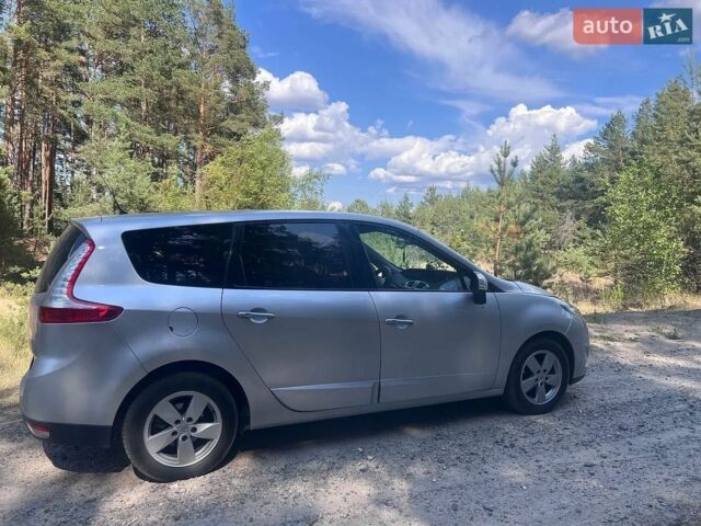 Серый Рено 4, объемом двигателя 1.4 л и пробегом 275 тыс. км за 6701 $, фото 1 на Automoto.ua