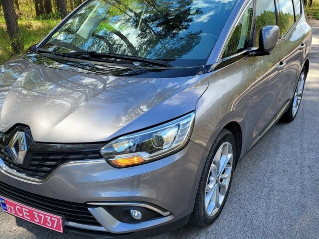 Серый Рено 4, объемом двигателя 0 л и пробегом 235 тыс. км за 16000 $, фото 1 на Automoto.ua