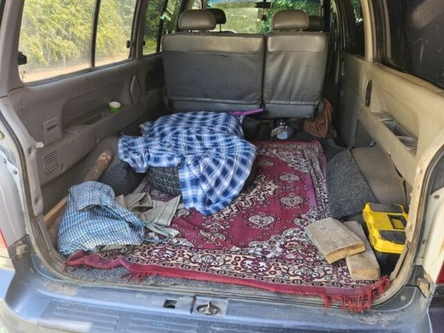 Сірий Рено 4, об'ємом двигуна 2.7 л та пробігом 200 тис. км за 3000 $, фото 1 на Automoto.ua