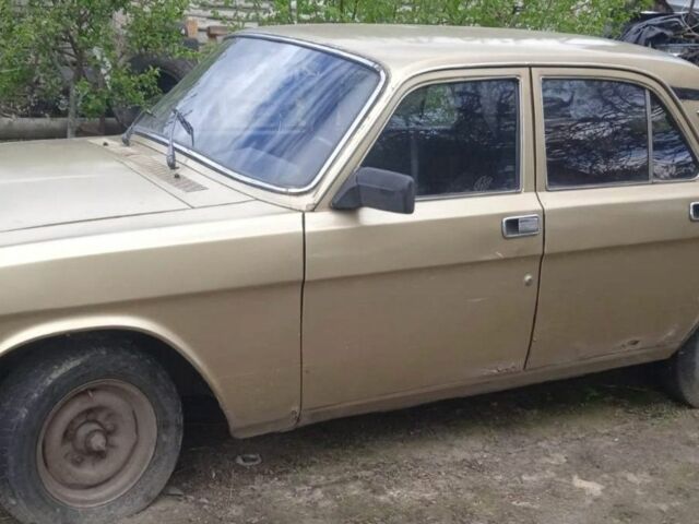 Серый Рено 4, объемом двигателя 0 л и пробегом 150 тыс. км за 20000 $, фото 1 на Automoto.ua
