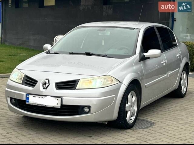 Серый Рено 4, объемом двигателя 1.6 л и пробегом 190 тыс. км за 4400 $, фото 1 на Automoto.ua