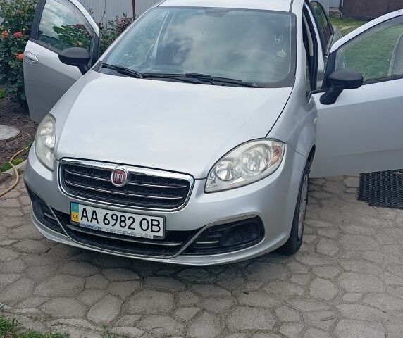 Серый Рено 4, объемом двигателя 1.4 л и пробегом 119 тыс. км за 5000 $, фото 1 на Automoto.ua