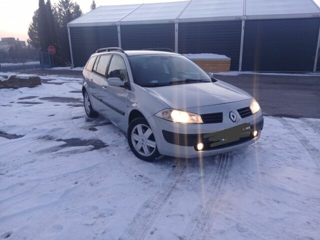 Серый Рено 4, объемом двигателя 2 л и пробегом 320 тыс. км за 1650 $, фото 1 на Automoto.ua