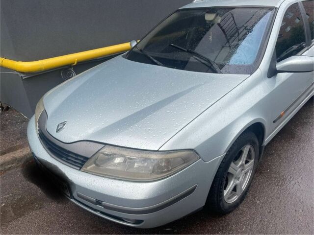 Серый Рено 4, объемом двигателя 0 л и пробегом 250 тыс. км за 3700 $, фото 1 на Automoto.ua