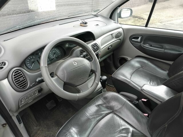 Серый Рено 4, объемом двигателя 1.6 л и пробегом 286 тыс. км за 1000 $, фото 1 на Automoto.ua