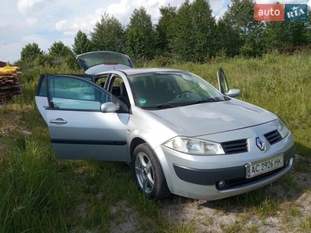 Серый Рено 4, объемом двигателя 0 л и пробегом 378 тыс. км за 4533 $, фото 1 на Automoto.ua