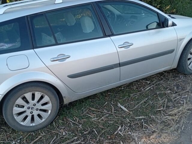 Сірий Рено 4, об'ємом двигуна 0 л та пробігом 250 тис. км за 3716 $, фото 1 на Automoto.ua