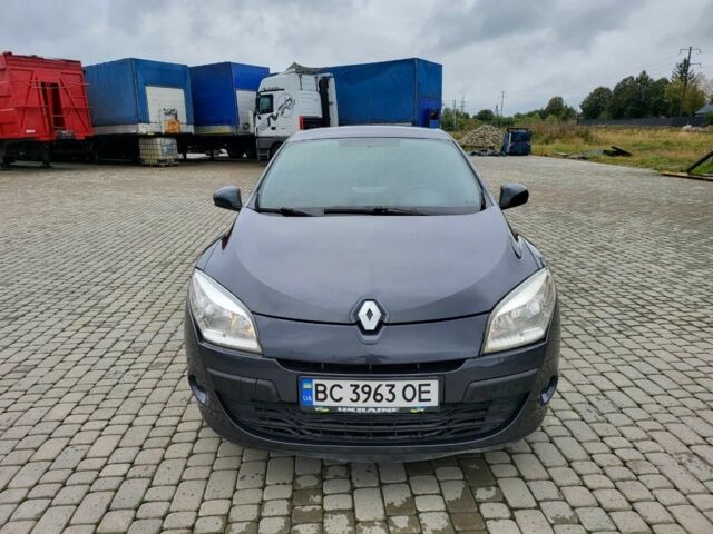 Серый Рено 4, объемом двигателя 1.5 л и пробегом 291 тыс. км за 6900 $, фото 1 на Automoto.ua