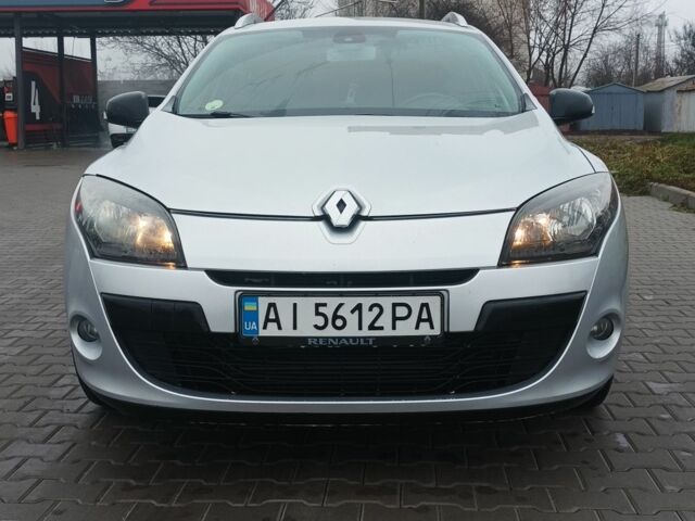 Серый Рено 4, объемом двигателя 1.5 л и пробегом 307 тыс. км за 5500 $, фото 1 на Automoto.ua