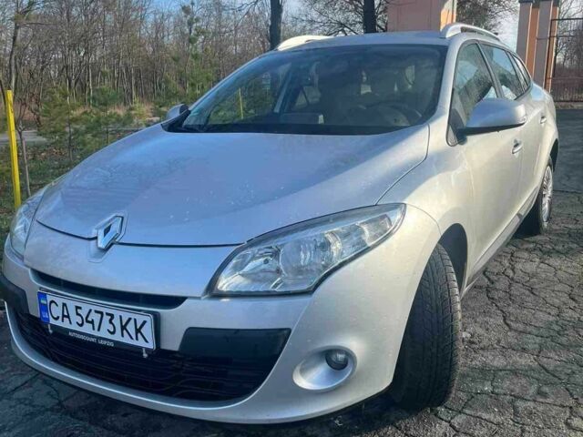 Сірий Рено 4, об'ємом двигуна 1.5 л та пробігом 210 тис. км за 7300 $, фото 1 на Automoto.ua