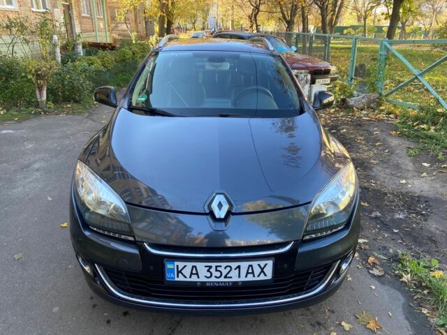 Сірий Рено 4, об'ємом двигуна 1.5 л та пробігом 320 тис. км за 7000 $, фото 1 на Automoto.ua