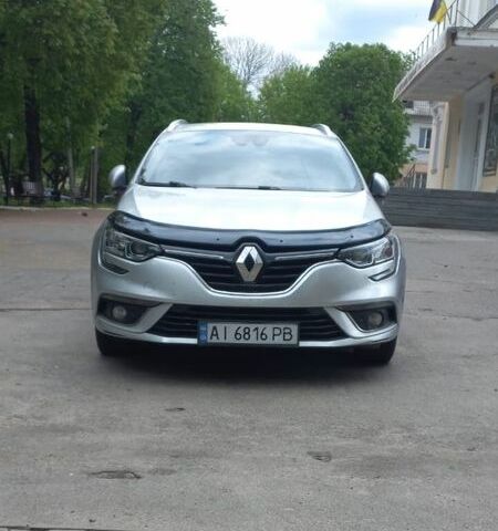 Серый Рено 4, объемом двигателя 1.5 л и пробегом 165 тыс. км за 11800 $, фото 1 на Automoto.ua