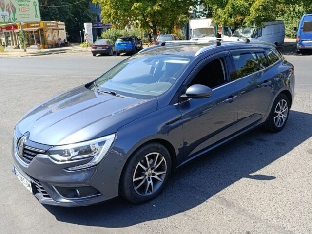 Серый Рено 4, объемом двигателя 1.5 л и пробегом 197 тыс. км за 11500 $, фото 1 на Automoto.ua
