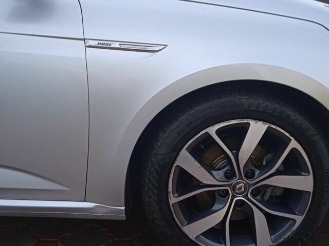 Серый Рено 4, объемом двигателя 1.6 л и пробегом 238 тыс. км за 12100 $, фото 1 на Automoto.ua