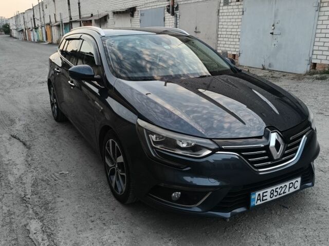 Серый Рено 4, объемом двигателя 1.5 л и пробегом 204 тыс. км за 12892 $, фото 1 на Automoto.ua