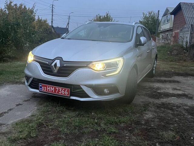 Сірий Рено 4, об'ємом двигуна 1.5 л та пробігом 138 тис. км за 14499 $, фото 1 на Automoto.ua