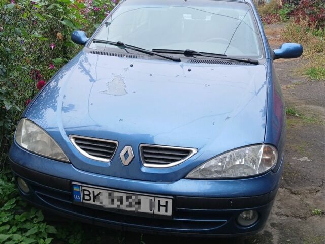 Синій Рено 4, об'ємом двигуна 0 л та пробігом 16 тис. км за 1799 $, фото 1 на Automoto.ua